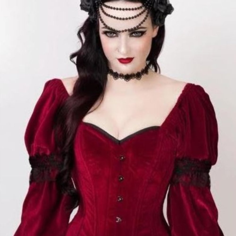 Corset - Picture 1 of 6